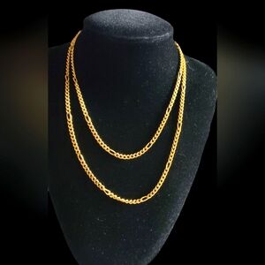 Vtg. Monet Gold Chain